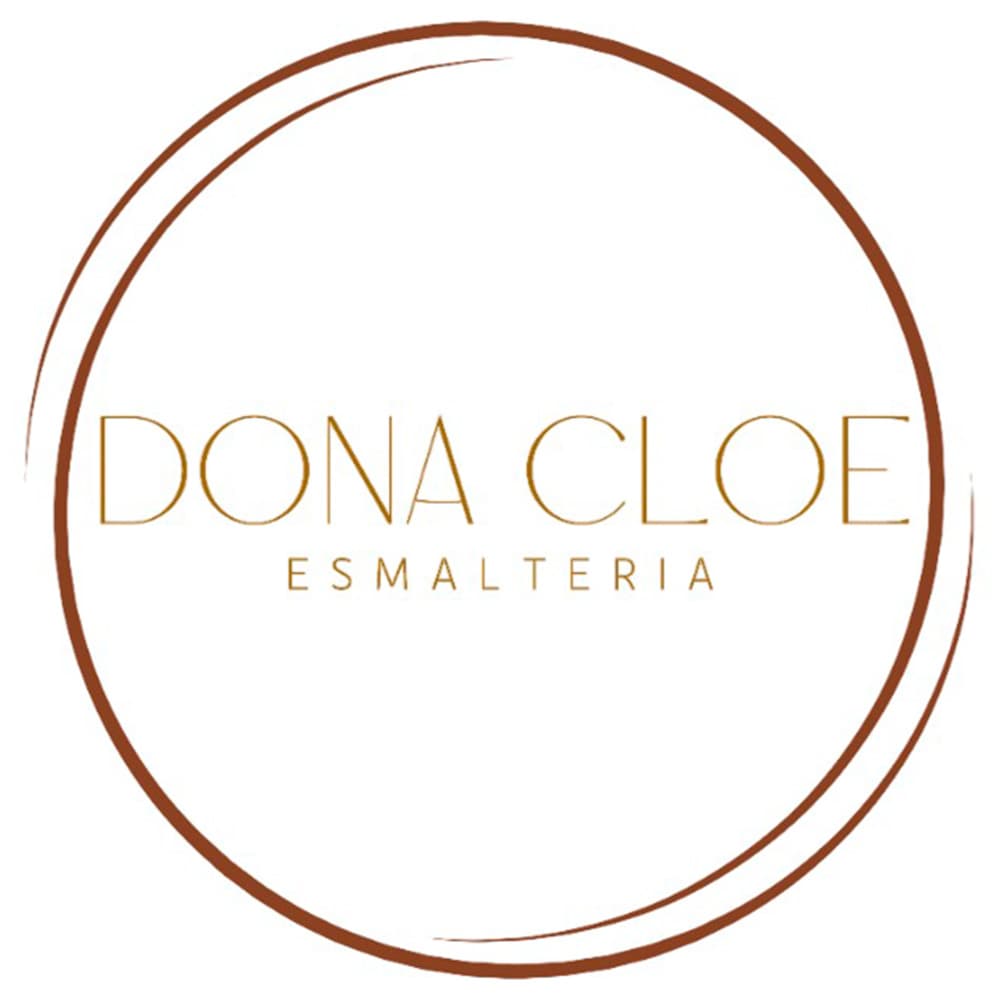 Dona Cloe Logo